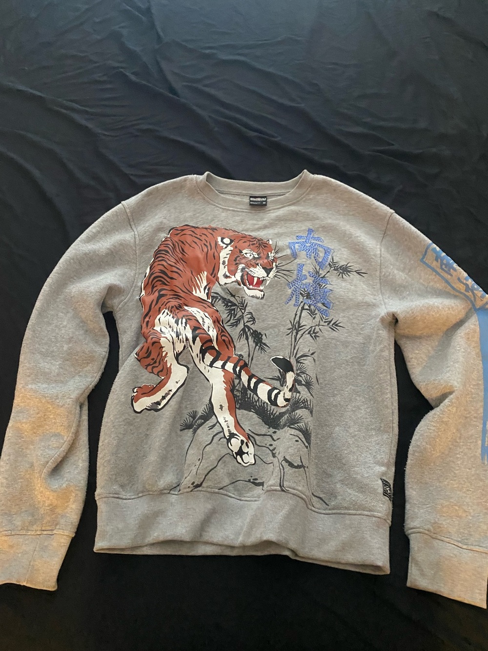 South Pole Cool Tiger Graphic Sweatshirt